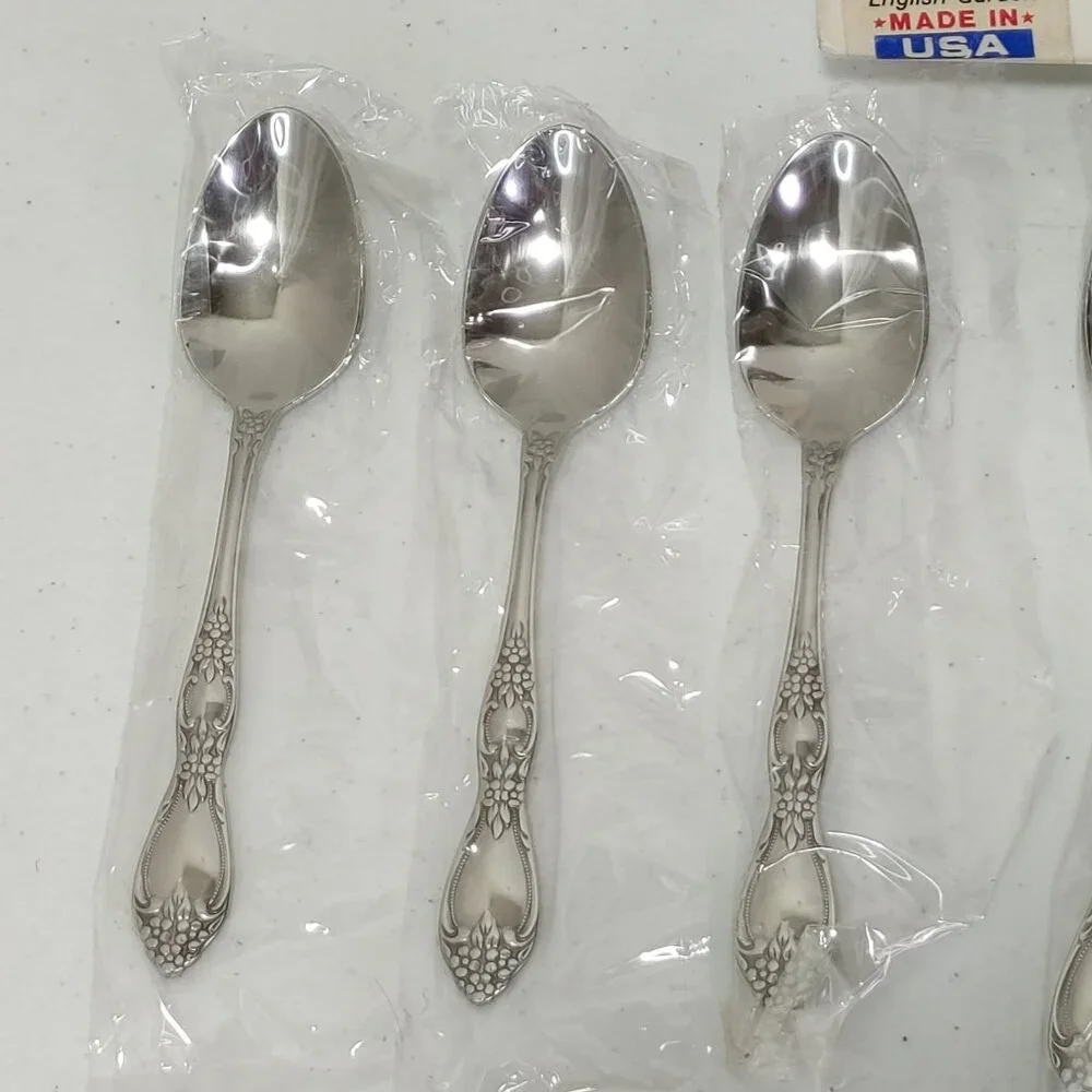 Oneida English Garden Stainless 20 Piece Flatware Set Service For 4 (Vintage...